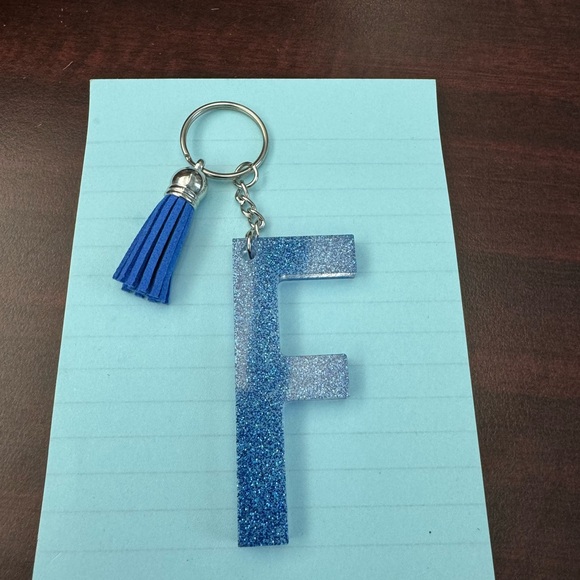 “F” Keychain - Picture 3 of 6